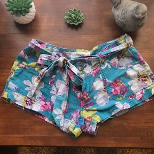 Aéropostale flower printed shorts 🌸